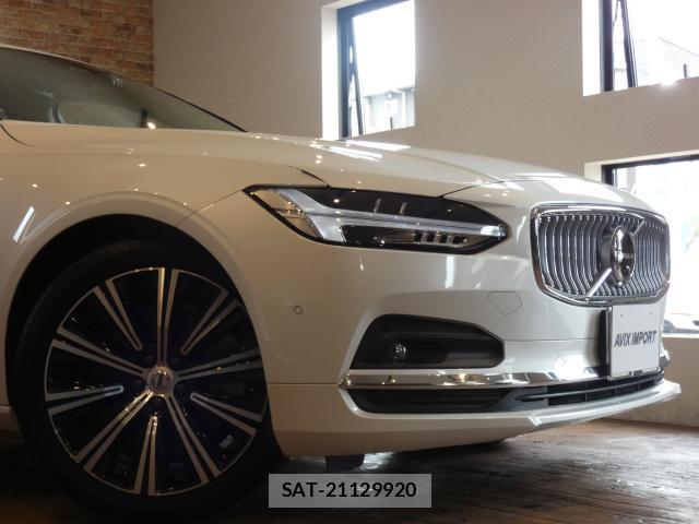 Volvo V90 2021-09 8653310-4