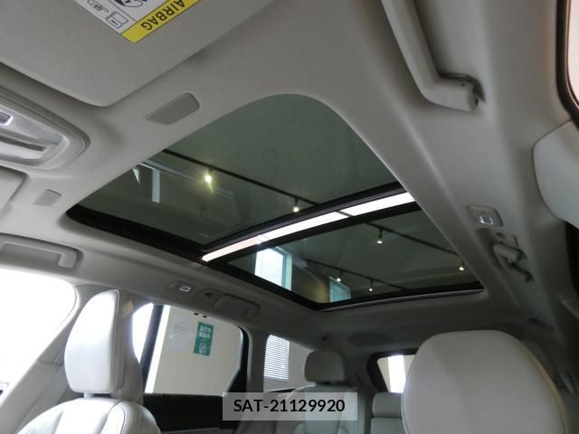 Volvo V90 2021-09 8653310-7