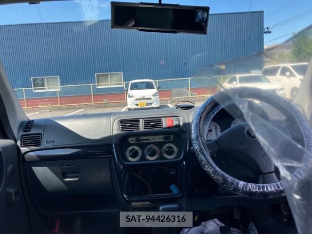 Honda VAMOS 2006-04 8651669-11