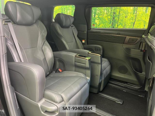 Toyota VELLFIRE 2025-06 8646729-8