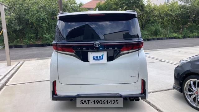 Toyota VELLFIRE 2024-02 8651298-1