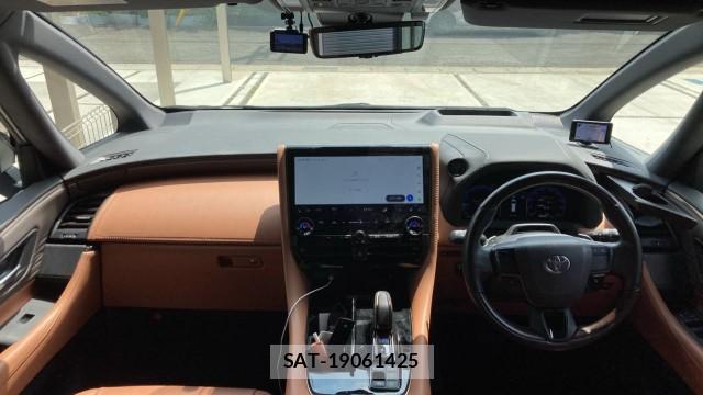 Toyota VELLFIRE 2024-02 8651298-2
