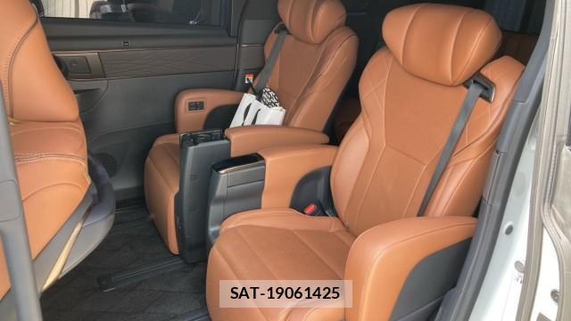 Toyota VELLFIRE 2024-02 8651298-6