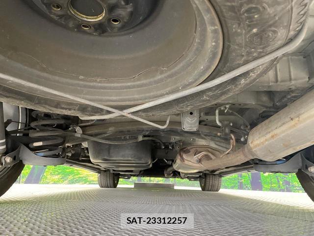 Toyota VELLFIRE 2014-01 8646818-18