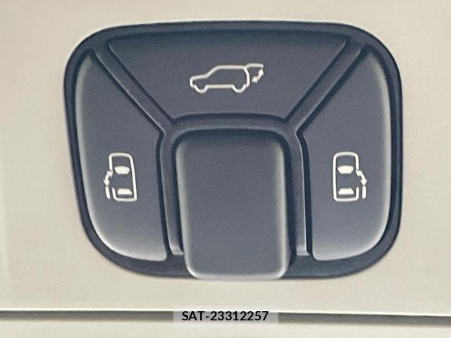 Toyota VELLFIRE 2014-01 8646818-6