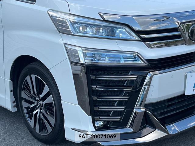 Toyota VELLFIRE 2019-08 8646890-12