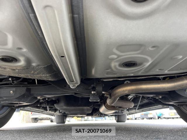 Toyota VELLFIRE 2019-08 8646890-18