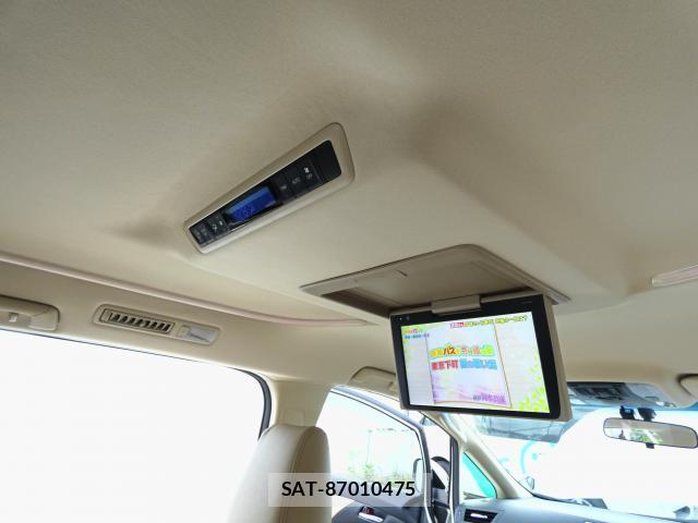 Toyota VELLFIRE 2017-10 8646991-8
