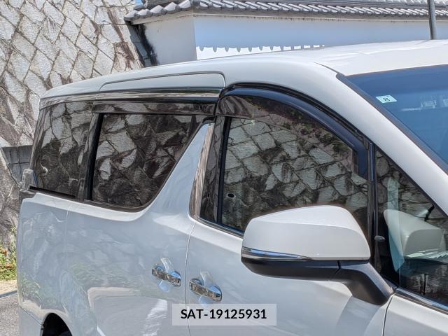 Toyota VELLFIRE 2019-08 8647117-2