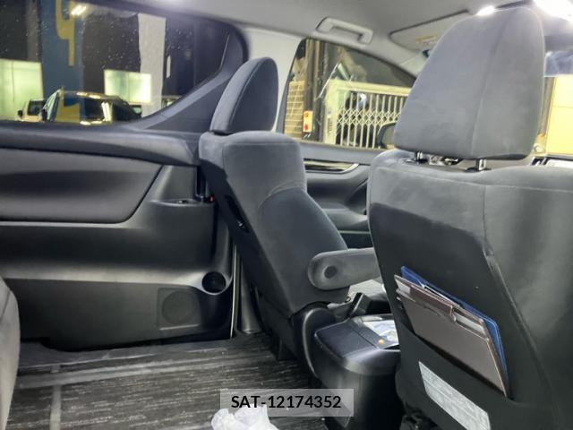 Toyota VELLFIRE 2015-12 8647973-10