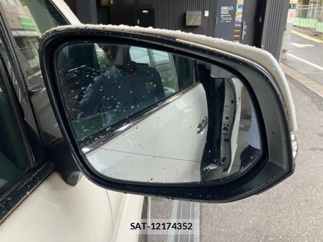 Toyota VELLFIRE 2015-12 8647973-14