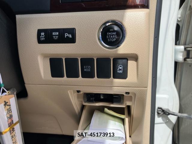 Toyota VELLFIRE 2013-11 8648593-11