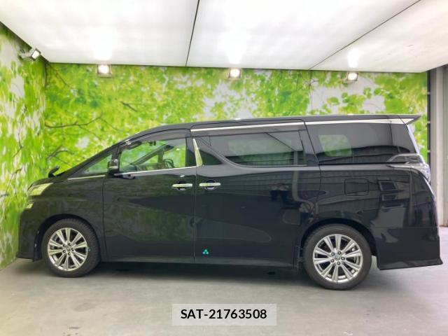Toyota VELLFIRE 2017-08 8648826-1