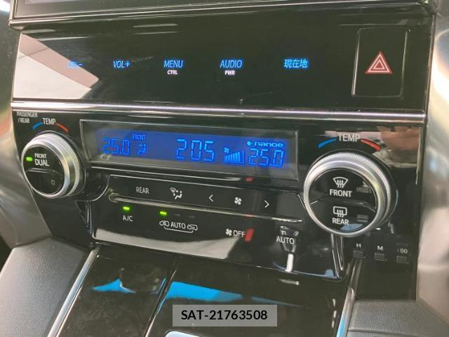 Toyota VELLFIRE 2017-08 8648826-13