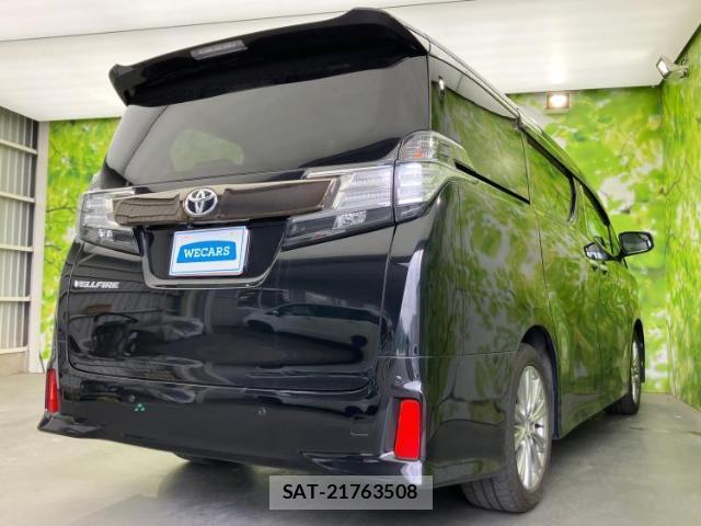 Toyota VELLFIRE 2017-08 8648826-2