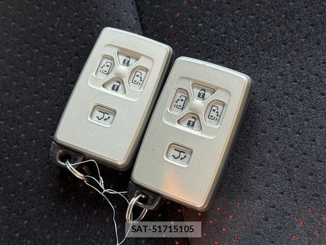 Toyota VELLFIRE 2010-05 8649384-17