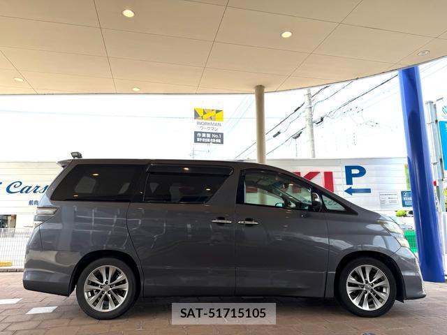 Toyota VELLFIRE 2010-05 8649384-2