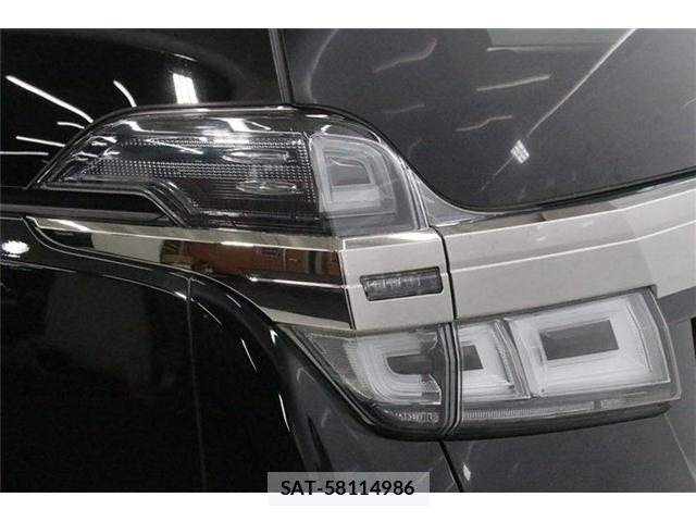 Toyota VELLFIRE 2020-09 8649572-17