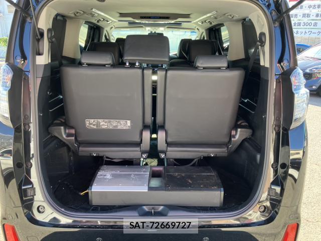 Toyota VELLFIRE 2016-08 8649937-15