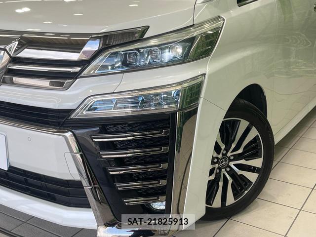 Toyota VELLFIRE 2018-10 8651040-12