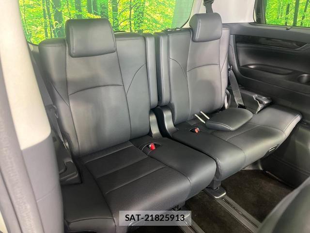 Toyota VELLFIRE 2018-10 8651040-9