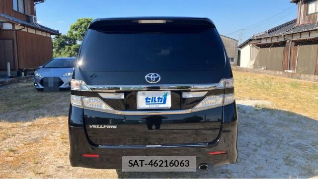 Toyota VELLFIRE 2012-10 8651355-1