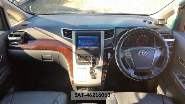 Toyota VELLFIRE 2012-10 8651355-2