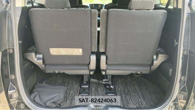 Toyota VELLFIRE 2015-11 8651435-17