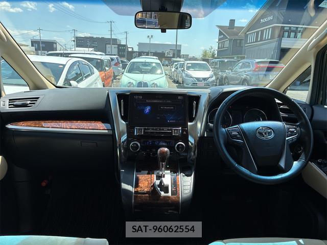 Toyota VELLFIRE 2018-12 8653341-2