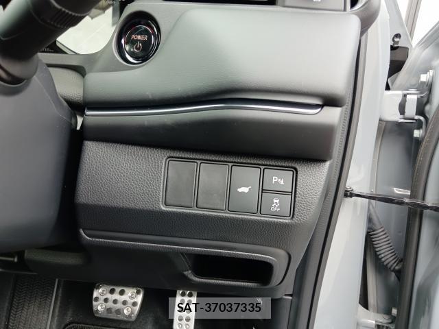 Honda VEZEL 2025-07 8646752-19