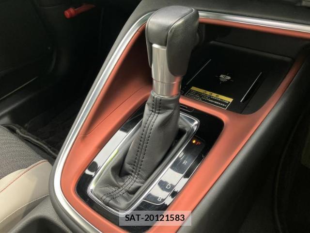 Honda VEZEL 2022-06 8647136-17