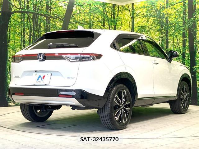 Honda VEZEL 2024-01 8647215-16