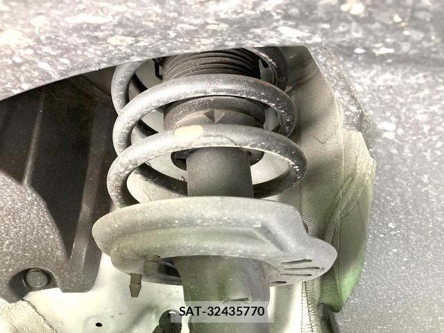 Honda VEZEL 2024-01 8647215-19