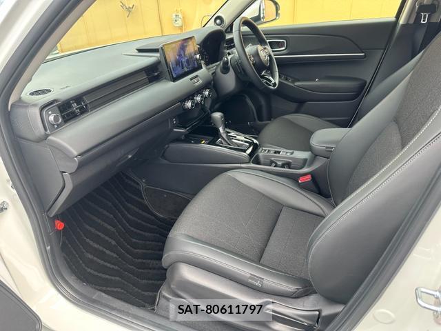Honda VEZEL 2025-11 8647480-13