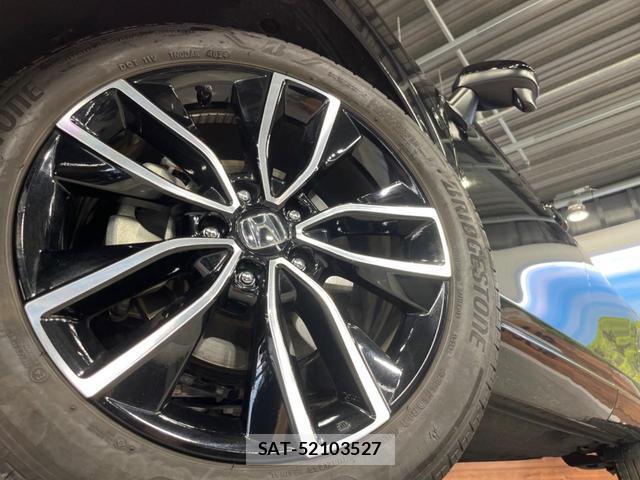 Honda VEZEL 2025-03 8647947-13