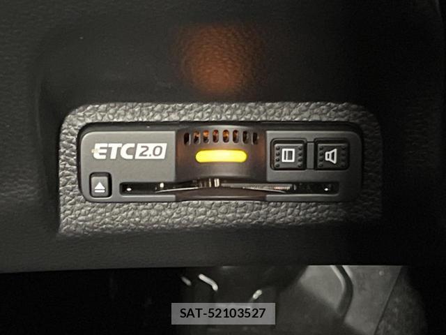 Honda VEZEL 2025-03 8647947-7