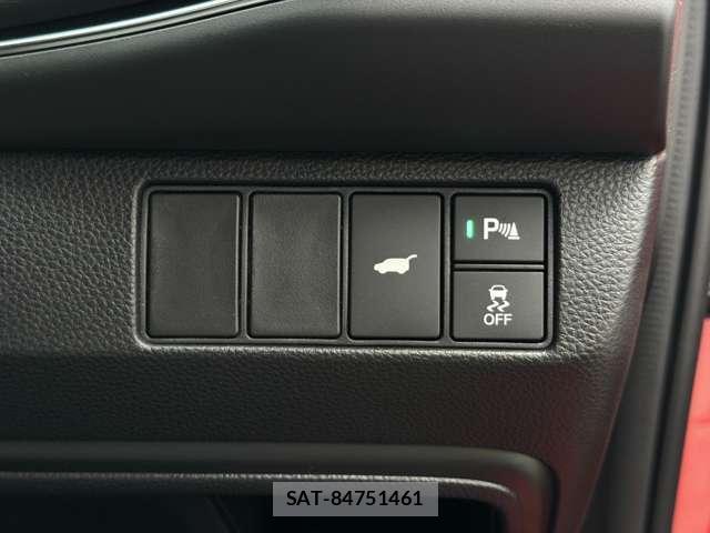 Honda VEZEL 2026-08 8648164-11