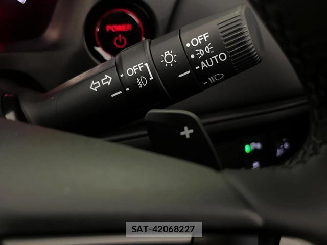 Honda VEZEL 2025-07 8648302-5