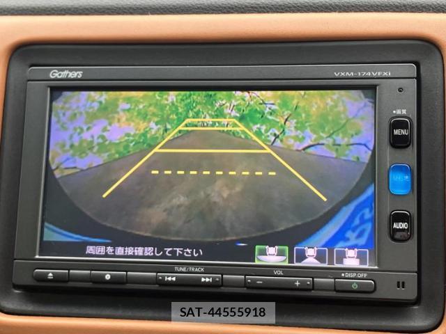 Honda VEZEL 2017-08 8648436-11