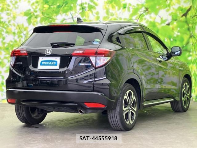 Honda VEZEL 2017-08 8648436-2