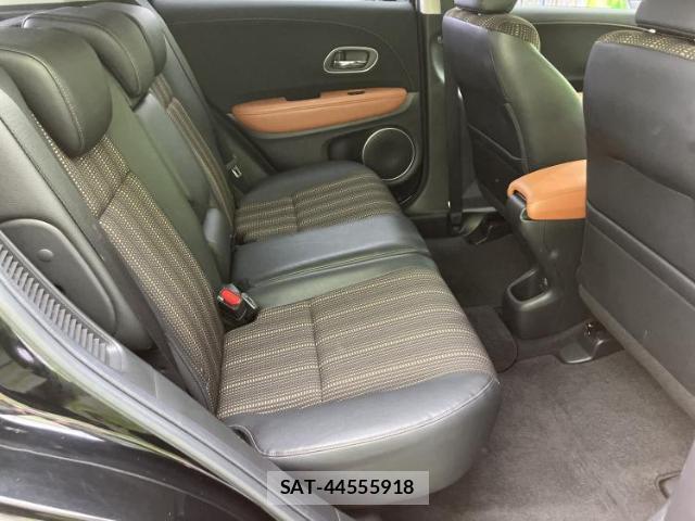 Honda VEZEL 2017-08 8648436-5