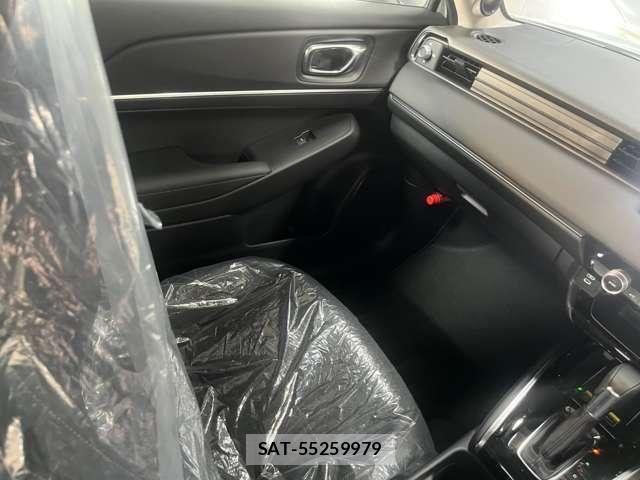 Honda VEZEL 2026-08 8648563-16