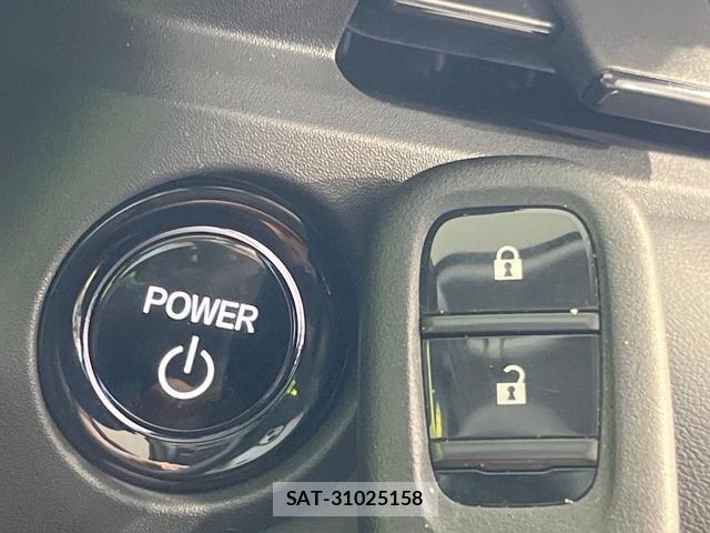 Honda VEZEL 2025-08 8648840-6