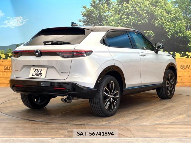 Honda VEZEL 2025-11 8649327-16