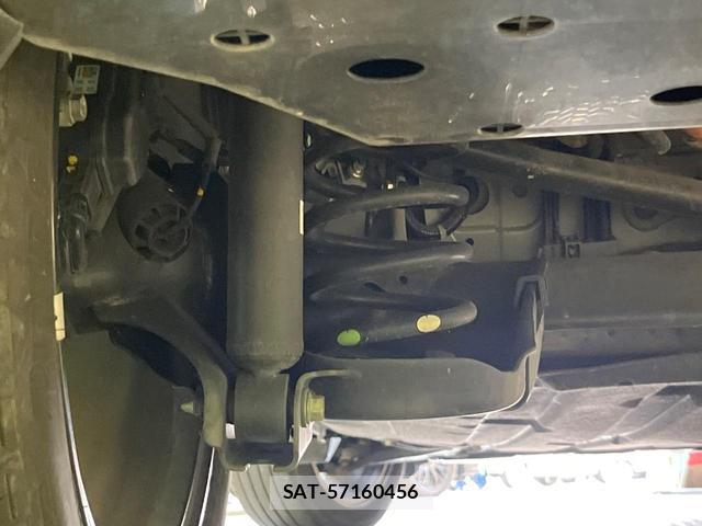 Honda VEZEL 2022-12 8649440-19