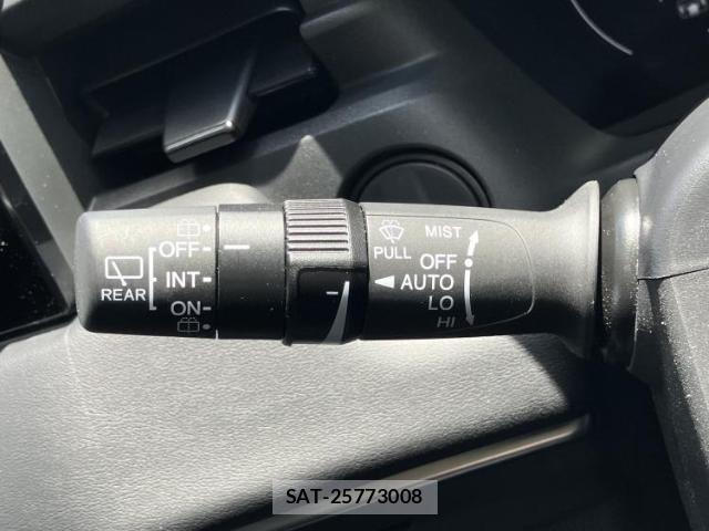 Honda VEZEL 2023-08 8649500-15