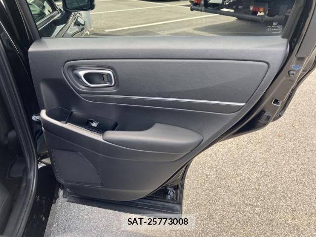 Honda VEZEL 2023-08 8649500-4