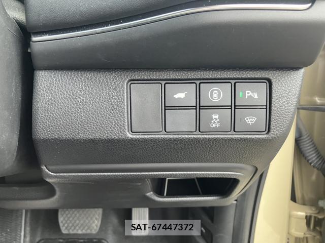 Honda VEZEL 2021-09 8650126-11