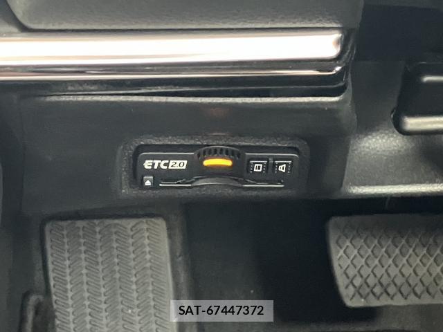 Honda VEZEL 2021-09 8650126-12