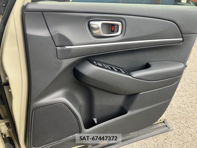 Honda VEZEL 2021-09 8650126-13